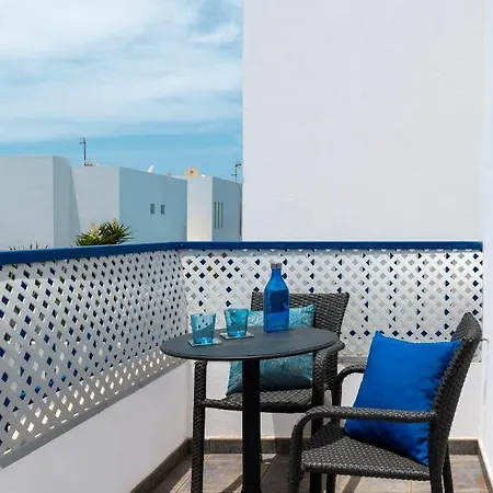 Luxury 3-bedroom With Heated Private Pool - In Marina Rubicon, Playa Blanca, Lanzarote Playa Blanca (Lanzarote)