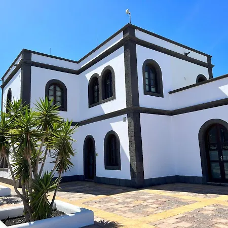 Luxury 3-bedroom With Heated Private Pool - In Marina Rubicon, Playa Blanca, Lanzarote * Playa Blanca (Lanzarote)