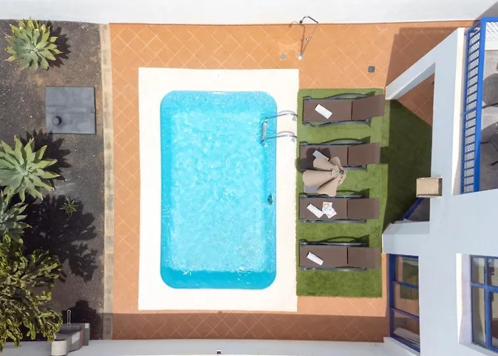 ヴィラ Luxury 3-bedroom With Heated Private Pool - In Marina Rubicon, Playa Blanca, Lanzarote