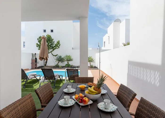 ヴィラ Luxury 3-bedroom With Heated Private Pool - In Marina Rubicon, Playa Blanca, Lanzarote