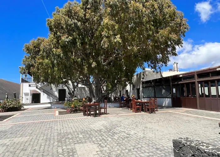 Luxury 3-bedroom With Heated Private Pool - In Marina Rubicon, Playa Blanca, Lanzarote * プラヤ・ブランカ